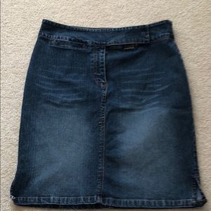 Denim skirt